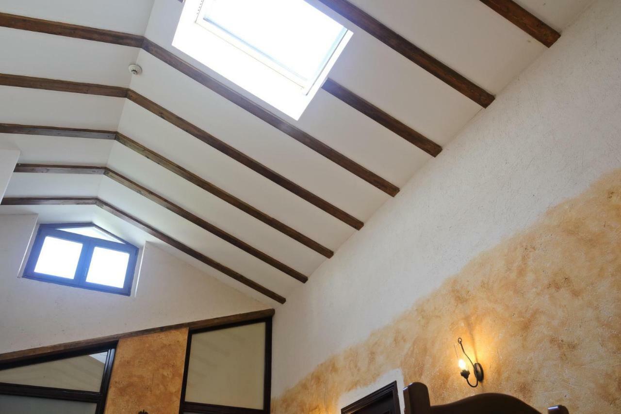 Hospederia El Pico Del Fraile Guest House Cobreros Exterior photo
