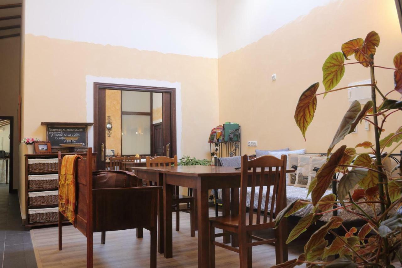 Hospederia El Pico Del Fraile Guest House Cobreros Exterior photo